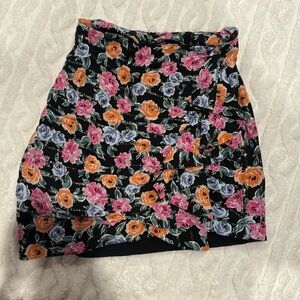 Garage skirt, flower print